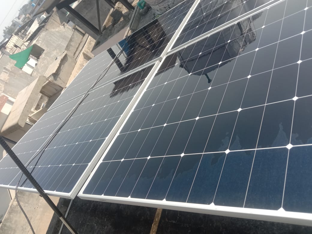 Solar Panel Cleaning Work - Image 19